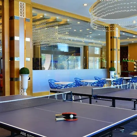 Azura Park 2 1 Lux *